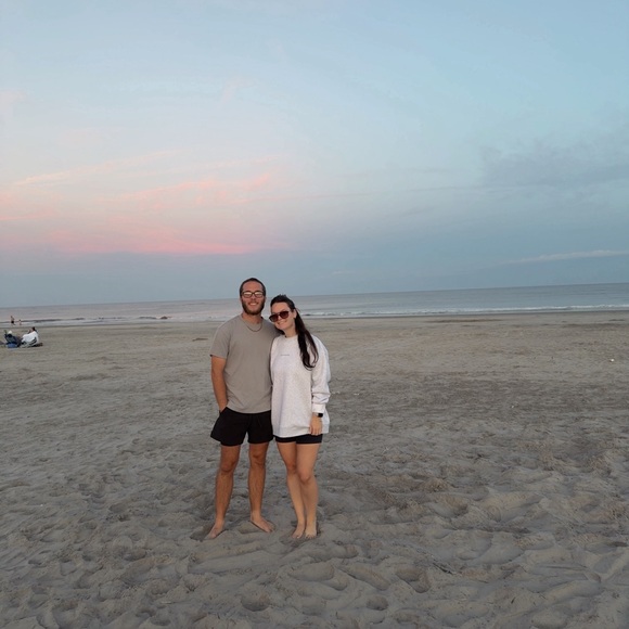 Meet your Posher, Stephanie - Picture 2 of 3